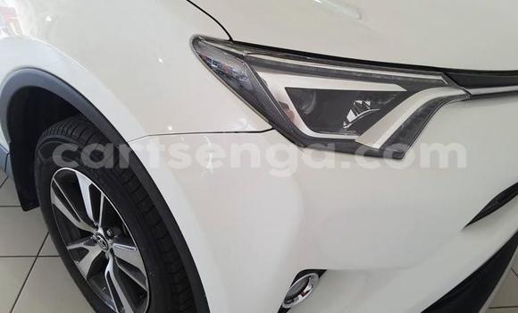 Buy Used Toyota RAV4 White Car in Mbabane in Manzini Buy Used Toyota RAV4 White Car in Mbabane in Manzini