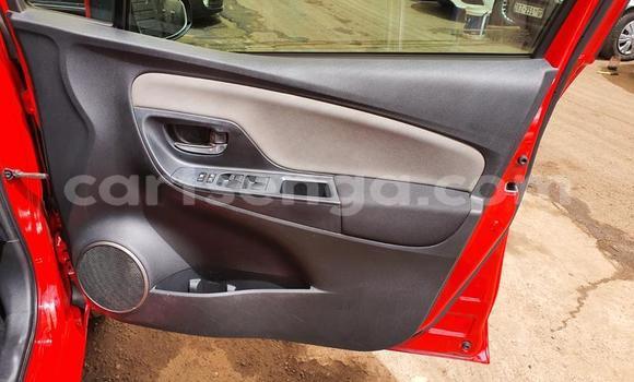 Nunua Ilio tumika Toyota Yaris Red Gari ndani ya Manzini nchini Manzini Nunua Ilio tumika Toyota Yaris Red Gari ndani ya Manzini nchini Manzini