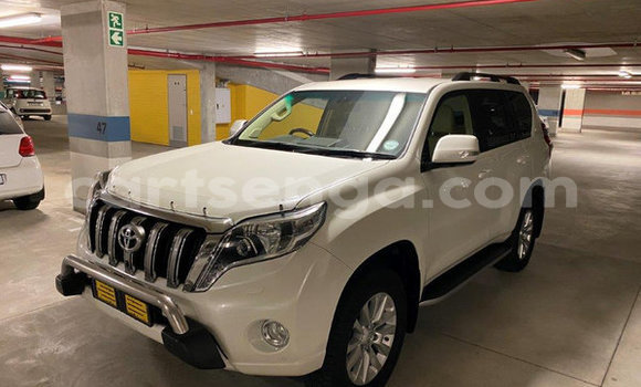 Acheter Occasion Voiture Toyota Prado Blanc à Ezulwini, Hhohho Acheter Occasion Voiture Toyota Prado Blanc à Ezulwini, Hhohho