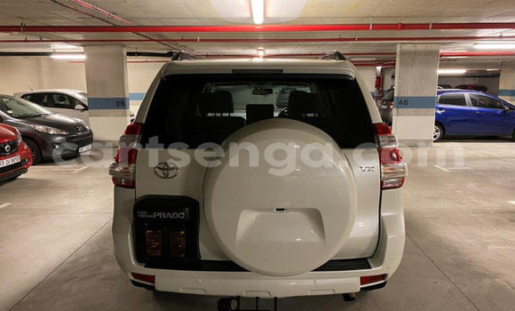 Acheter Occasion Voiture Toyota Prado Blanc à Ezulwini, Hhohho Acheter Occasion Voiture Toyota Prado Blanc à Ezulwini, Hhohho