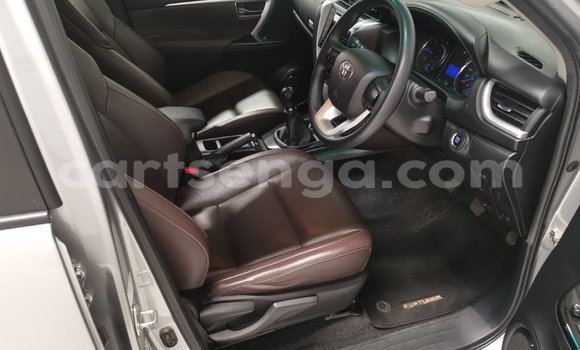 Acheter Occasion Voiture Toyota Fortuner Gris à Ezulwini, Hhohho Acheter Occasion Voiture Toyota Fortuner Gris à Ezulwini, Hhohho
