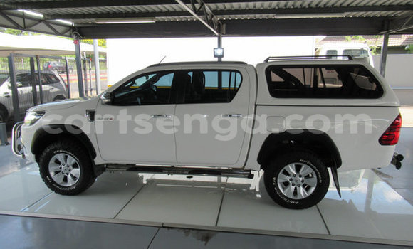 Acheter Occasion Voiture Toyota Hilux Blanc à Ezulwini, Hhohho Acheter Occasion Voiture Toyota Hilux Blanc à Ezulwini, Hhohho