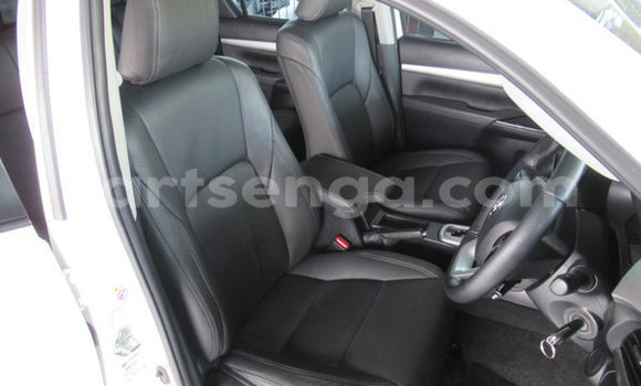 Acheter Occasion Voiture Toyota Hilux Blanc à Ezulwini, Hhohho Acheter Occasion Voiture Toyota Hilux Blanc à Ezulwini, Hhohho