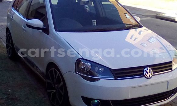 Buy Used Volkswagen Polo White Car in Ezulwini in Hhohho Buy Used Volkswagen Polo White Car in Ezulwini in Hhohho