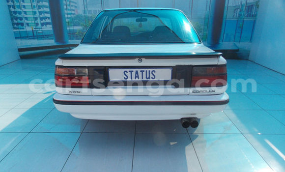 Acheter Occasion Voiture Toyota Corolla Blanc à Ezulwini, Hhohho Acheter Occasion Voiture Toyota Corolla Blanc à Ezulwini, Hhohho