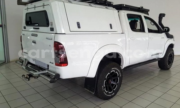 Buy Used Toyota Hilux White Car in Mbabane in Manzini Buy Used Toyota Hilux White Car in Mbabane in Manzini