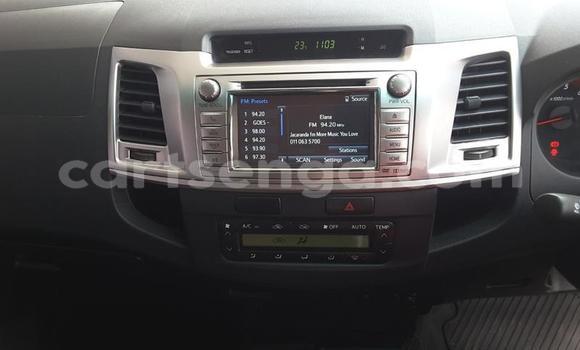 Buy Used Toyota Hilux White Car in Mbabane in Manzini Buy Used Toyota Hilux White Car in Mbabane in Manzini