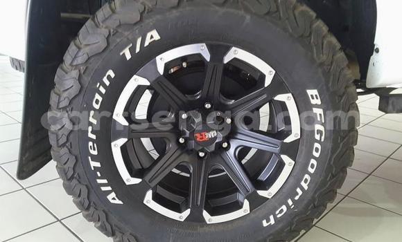 Buy Used Toyota Hilux White Car in Mbabane in Manzini Buy Used Toyota Hilux White Car in Mbabane in Manzini