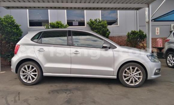 Nunua Ilio tumika Volkswagen Polo Silver Gari ndani ya Manzini nchini Manzini Nunua Ilio tumika Volkswagen Polo Silver Gari ndani ya Manzini nchini Manzini
