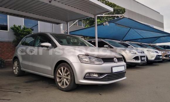 Nunua Ilio tumika Volkswagen Polo Silver Gari ndani ya Manzini nchini Manzini Nunua Ilio tumika Volkswagen Polo Silver Gari ndani ya Manzini nchini Manzini