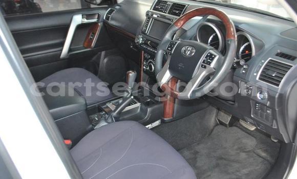 Acheter Occasion Voiture Toyota Land Cruiser Blanc à Hluti, Shiselweni District Acheter Occasion Voiture Toyota Land Cruiser Blanc à Hluti, Shiselweni District