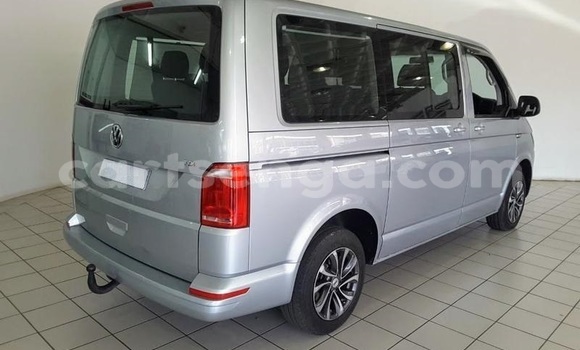 Buy Used Volkswagen California Silver Car in Mbabane in Manzini Buy Used Volkswagen California Silver Car in Mbabane in Manzini