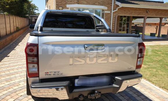 Buy Used Isuzu KB Silver Car in Mbabane in Manzini Buy Used Isuzu KB Silver Car in Mbabane in Manzini