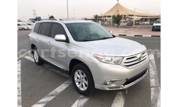 Buy Import Toyota Highlander Other Car in Import - Dubai in Hhohho Buy Import Toyota Highlander Other Car in Import - Dubai in Hhohho