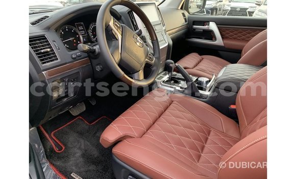 Nunua Imported Toyota Land Cruiser Black Gari ndani ya Import - Dubai nchini Hhohho Nunua Imported Toyota Land Cruiser Black Gari ndani ya Import - Dubai nchini Hhohho