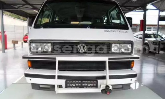 Acheter Occasion Voiture Volkswagen Caravelle Blanc à Ezulwini, Hhohho Acheter Occasion Voiture Volkswagen Caravelle Blanc à Ezulwini, Hhohho