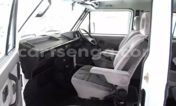 Acheter Occasion Voiture Volkswagen Caravelle Blanc à Ezulwini, Hhohho Acheter Occasion Voiture Volkswagen Caravelle Blanc à Ezulwini, Hhohho