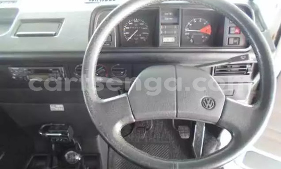 Acheter Occasion Voiture Volkswagen Caravelle Blanc à Ezulwini, Hhohho Acheter Occasion Voiture Volkswagen Caravelle Blanc à Ezulwini, Hhohho