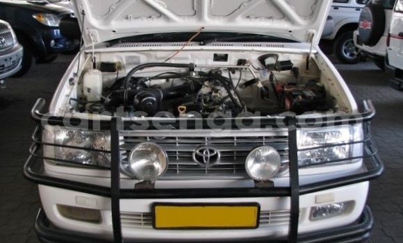 Buy Used Toyota Corolla II White Car in Ezulwini in Hhohho Buy Used Toyota Corolla II White Car in Ezulwini in Hhohho