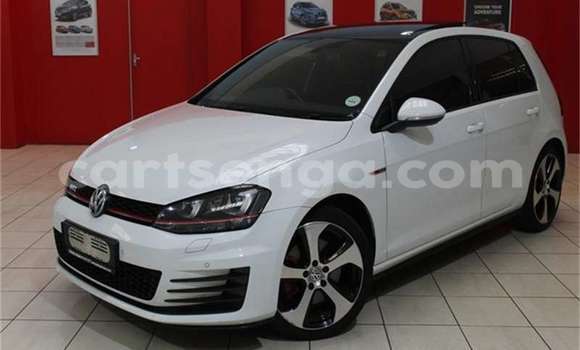Nunua Ilio tumika Volkswagen Golf GTI White Gari ndani ya Manzini nchini Manzini Nunua Ilio tumika Volkswagen Golf GTI White Gari ndani ya Manzini nchini Manzini
