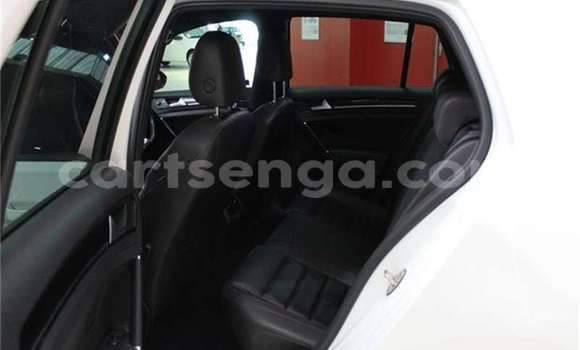 Nunua Ilio tumika Volkswagen Golf GTI White Gari ndani ya Manzini nchini Manzini Nunua Ilio tumika Volkswagen Golf GTI White Gari ndani ya Manzini nchini Manzini