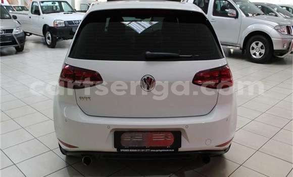 Nunua Ilio tumika Volkswagen Golf GTI White Gari ndani ya Manzini nchini Manzini Nunua Ilio tumika Volkswagen Golf GTI White Gari ndani ya Manzini nchini Manzini
