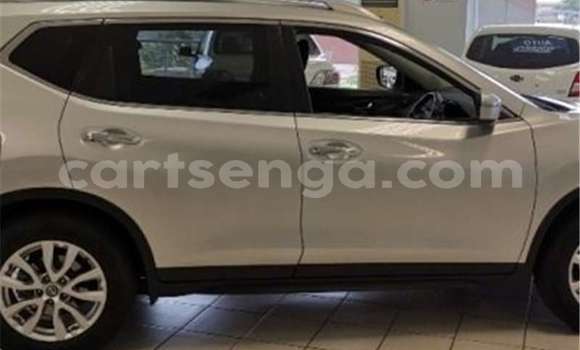 Nunua Ilio tumika Nissan X–Trail Silver Gari ndani ya Manzini nchini Manzini Nunua Ilio tumika Nissan X–Trail Silver Gari ndani ya Manzini nchini Manzini