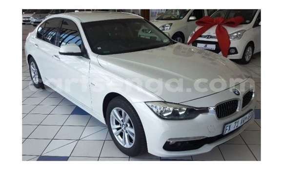 Nunua Ilio tumika BMW 3–Series White Gari ndani ya Manzini nchini Manzini Nunua Ilio tumika BMW 3–Series White Gari ndani ya Manzini nchini Manzini