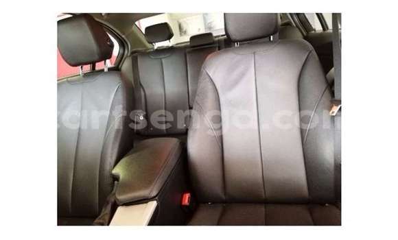 Nunua Ilio tumika BMW 3–Series White Gari ndani ya Manzini nchini Manzini Nunua Ilio tumika BMW 3–Series White Gari ndani ya Manzini nchini Manzini