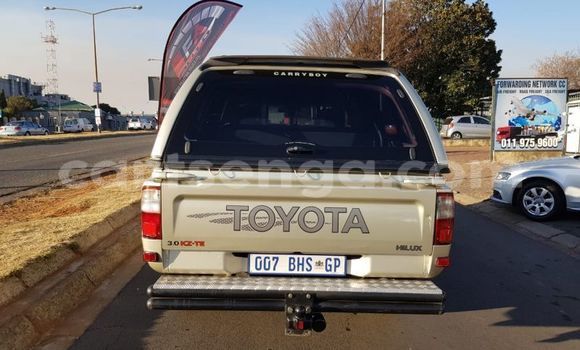 Buy Used Toyota Hilux Brown Car in Ezulwini in Hhohho Buy Used Toyota Hilux Brown Car in Ezulwini in Hhohho