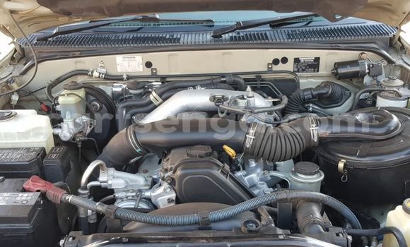 Buy Used Toyota Hilux Brown Car in Ezulwini in Hhohho Buy Used Toyota Hilux Brown Car in Ezulwini in Hhohho