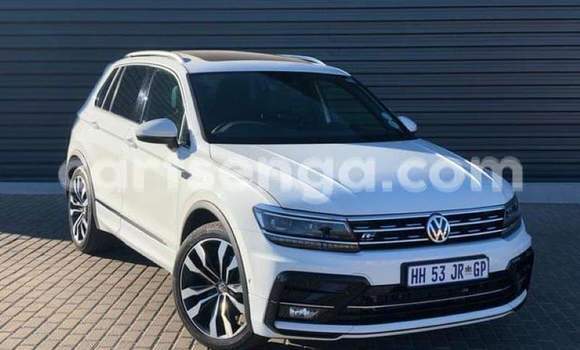 Acheter Occasion Voiture Volkswagen Tiguan Blanc à Big Bend, Lubombo Acheter Occasion Voiture Volkswagen Tiguan Blanc à Big Bend, Lubombo