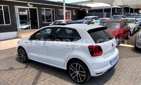 Acheter Occasion Voiture Volkswagen Polo GTI Blanc à Big Bend, Lubombo Acheter Occasion Voiture Volkswagen Polo GTI Blanc à Big Bend, Lubombo