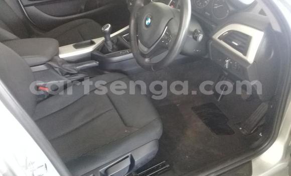 Nunua Ilio tumika BMW 1–Series Silver Gari ndani ya Manzini nchini Manzini Nunua Ilio tumika BMW 1–Series Silver Gari ndani ya Manzini nchini Manzini