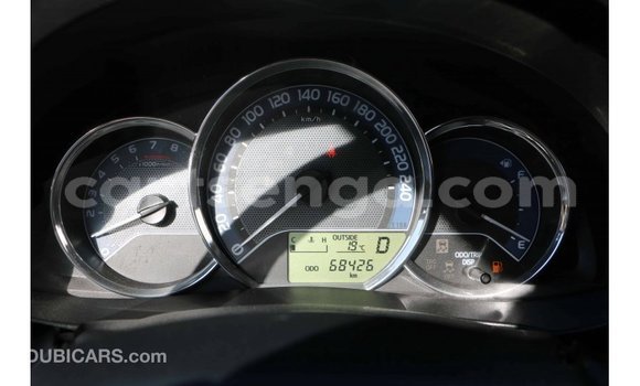 Acheter Import Voiture Toyota Corolla Blanc à Import - Dubai, Hhohho Acheter Import Voiture Toyota Corolla Blanc à Import - Dubai, Hhohho