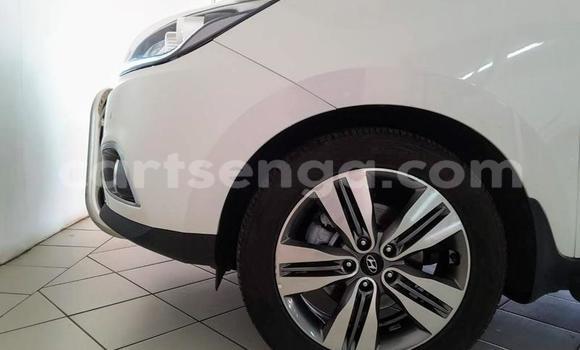 Acheter Occasion Voiture Hyundai ix35 Blanc à Ezulwini, Hhohho Acheter Occasion Voiture Hyundai ix35 Blanc à Ezulwini, Hhohho