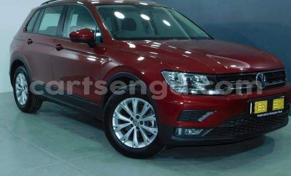 Acheter Occasion Voiture Volkswagen Tiguan Rouge à Big Bend, Lubombo District Acheter Occasion Voiture Volkswagen Tiguan Rouge à Big Bend, Lubombo District