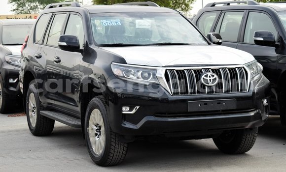 Nunua Imported Toyota Land Cruiser Black Gari ndani ya Import - Dubai nchini Hhohho Nunua Imported Toyota Land Cruiser Black Gari ndani ya Import - Dubai nchini Hhohho