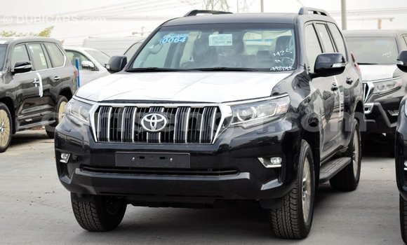 Nunua Imported Toyota Land Cruiser Black Gari ndani ya Import - Dubai nchini Hhohho Nunua Imported Toyota Land Cruiser Black Gari ndani ya Import - Dubai nchini Hhohho