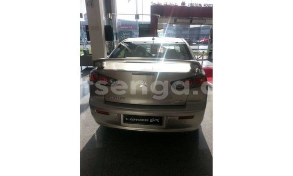 Buy Import Mitsubishi L200 Other Car in Import - Dubai in Hhohho Buy Import Mitsubishi L200 Other Car in Import - Dubai in Hhohho