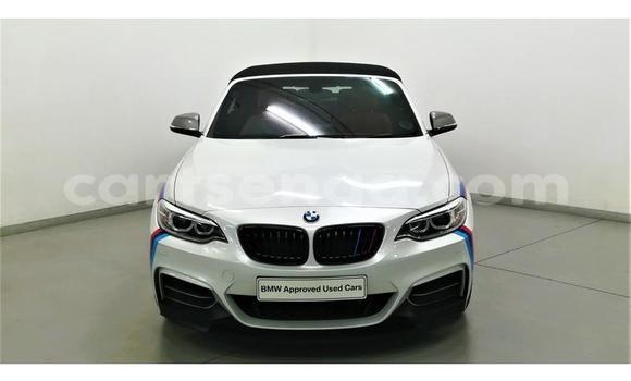 Acheter Occasion Voiture BMW M2 Blanc à Ezulwini, Hhohho Acheter Occasion Voiture BMW M2 Blanc à Ezulwini, Hhohho