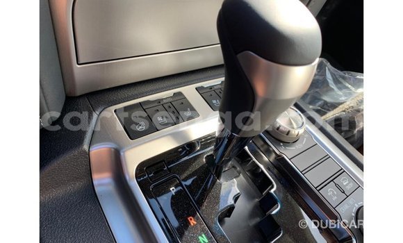Nunua Imported Toyota Land Cruiser White Gari ndani ya Import - Dubai nchini Hhohho Nunua Imported Toyota Land Cruiser White Gari ndani ya Import - Dubai nchini Hhohho