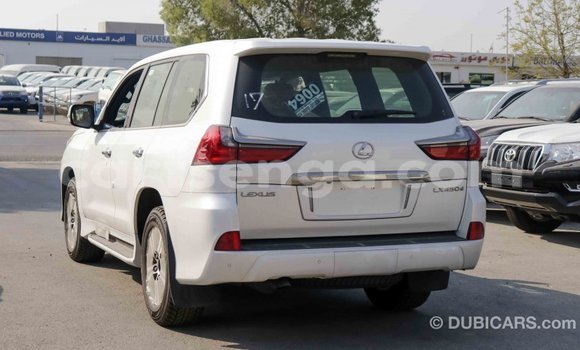 Nunua Imported Lexus LX White Gari ndani ya Import - Dubai nchini Hhohho Nunua Imported Lexus LX White Gari ndani ya Import - Dubai nchini Hhohho