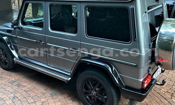 Nunua Ilio tumika Mercedes‒Benz G-klasse Silver Gari ndani ya Bulembu nchini Hhohho Nunua Ilio tumika Mercedes‒Benz G-klasse Silver Gari ndani ya Bulembu nchini Hhohho