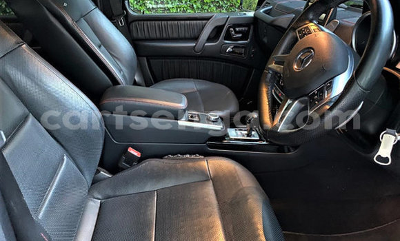 Nunua Ilio tumika Mercedes‒Benz G-klasse Silver Gari ndani ya Bulembu nchini Hhohho Nunua Ilio tumika Mercedes‒Benz G-klasse Silver Gari ndani ya Bulembu nchini Hhohho