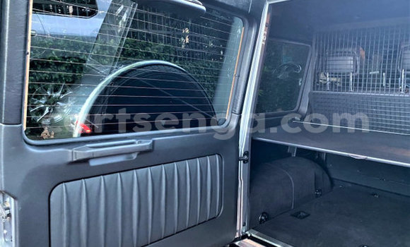 Nunua Ilio tumika Mercedes‒Benz G-klasse Silver Gari ndani ya Bulembu nchini Hhohho Nunua Ilio tumika Mercedes‒Benz G-klasse Silver Gari ndani ya Bulembu nchini Hhohho