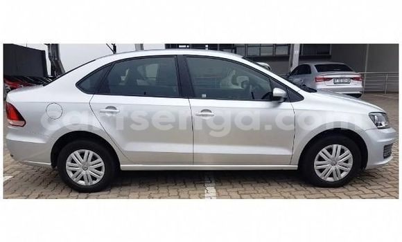 Nunua Ilio tumika Volkswagen Polo Silver Gari ndani ya Bulembu nchini Hhohho Nunua Ilio tumika Volkswagen Polo Silver Gari ndani ya Bulembu nchini Hhohho