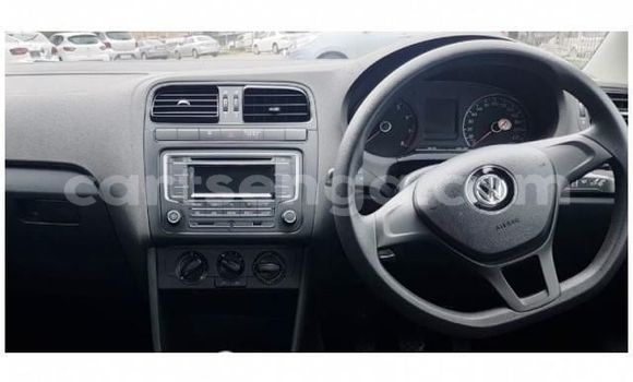 Nunua Ilio tumika Volkswagen Polo Silver Gari ndani ya Bulembu nchini Hhohho Nunua Ilio tumika Volkswagen Polo Silver Gari ndani ya Bulembu nchini Hhohho