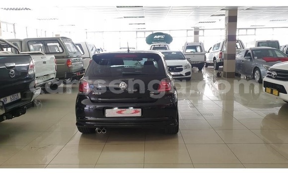 Nunua Ilio tumika Volkswagen Polo Black Gari ndani ya Ezulwini nchini Hhohho Nunua Ilio tumika Volkswagen Polo Black Gari ndani ya Ezulwini nchini Hhohho