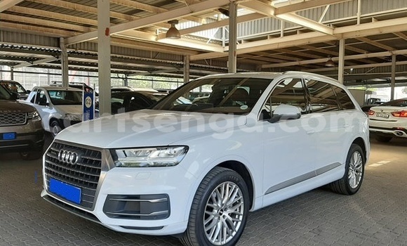 Nunua Ilio tumika Audi Q7 White Gari ndani ya Hlatikulu nchini Wilaya ya Shiselweni Nunua Ilio tumika Audi Q7 White Gari ndani ya Hlatikulu nchini Wilaya ya Shiselweni